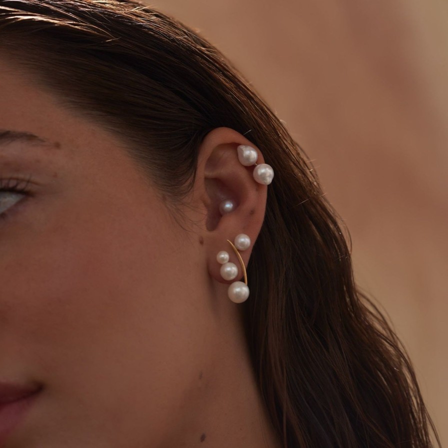 Earrings White/Space | Pila Floater Earrings Pearl