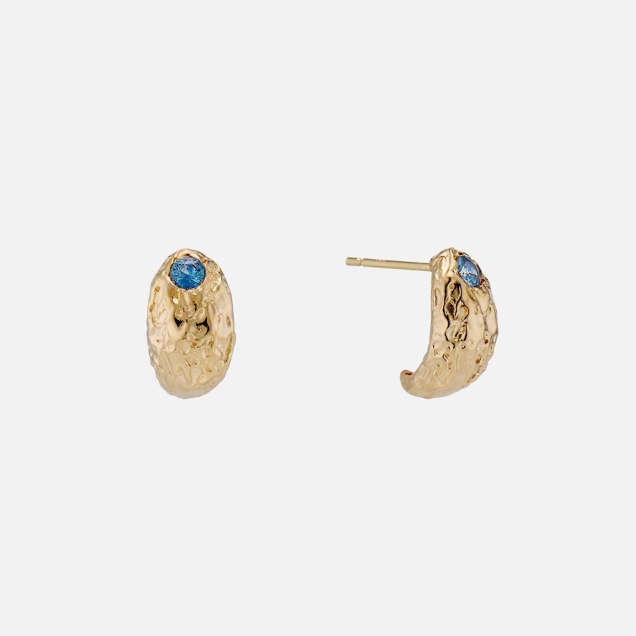 Earrings Mandy Reid | Alma Huggie, Blue Sapphire 14K Yellow Gold