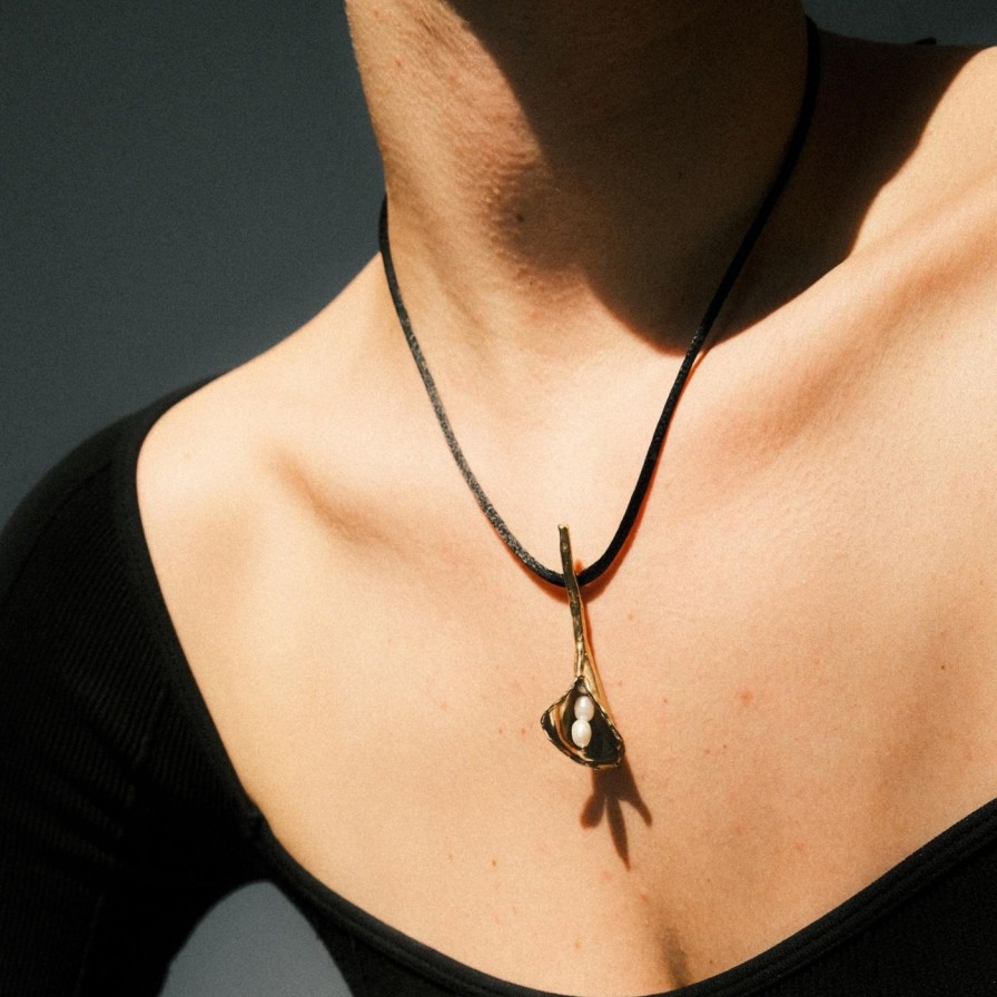 Necklaces Anita Berisha | Calla Lily Pendant